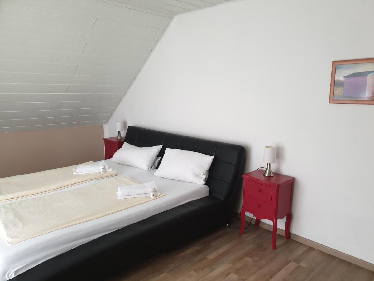 Lindner Ferienwohnungen Und Doppelzimmer Fichtelberg Dış mekan fotoğraf